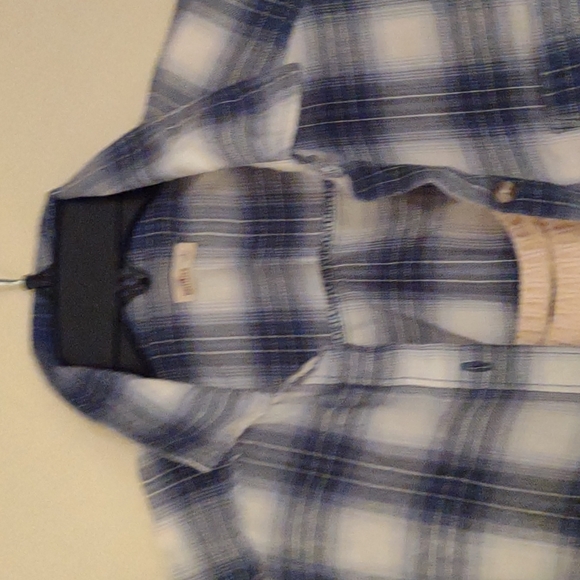 HOLLISTER PLAID SHIRT - Picture 2 of 4